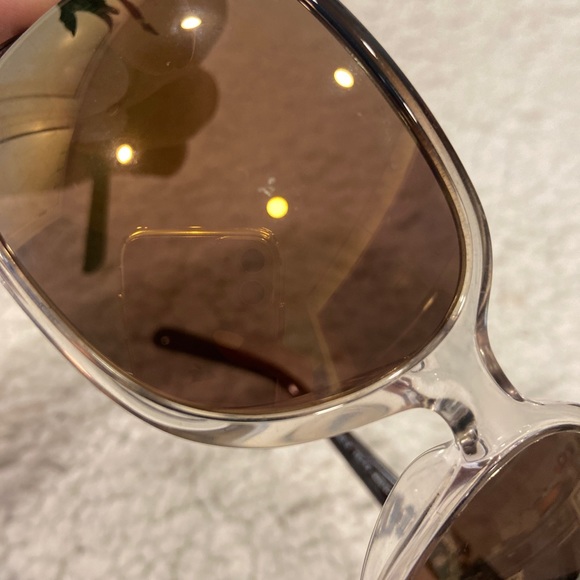 Authentic Dolce & Gabbana Gradient Sunglasses - Picture 15 of 15